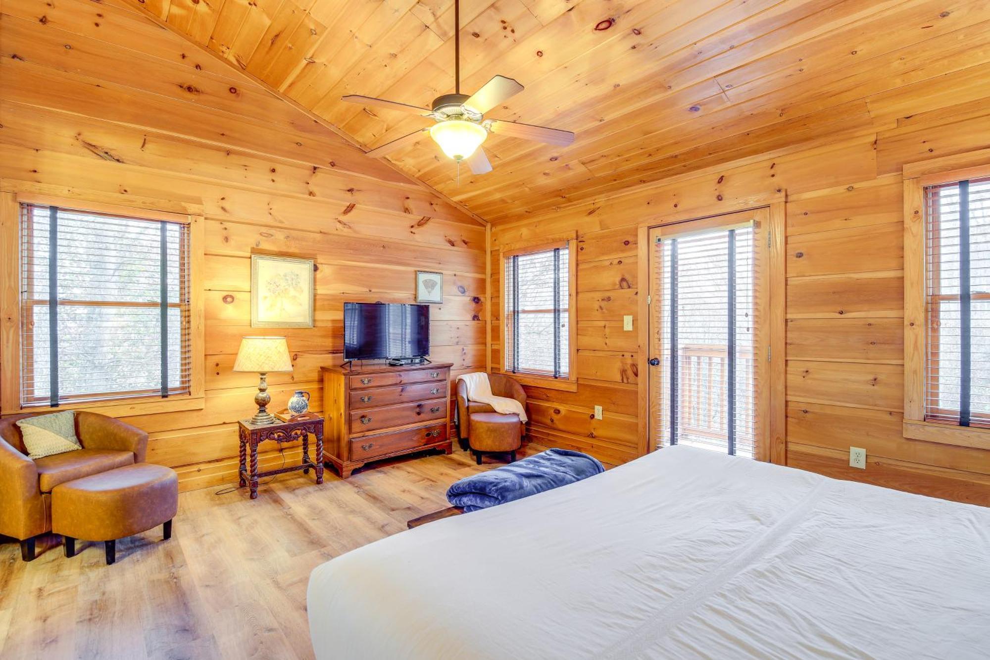 Вилла Pet-Friendly Gatlinburg Retreat With Hot Tub! Экстерьер фото