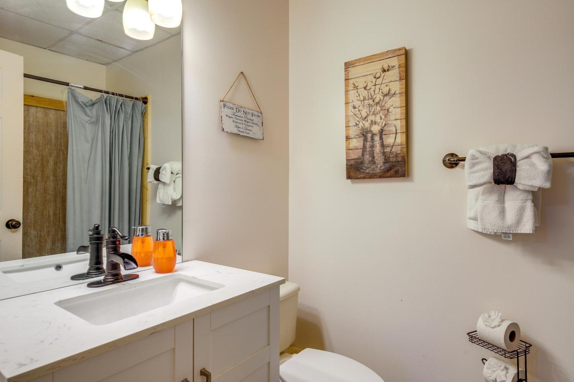 Вилла Pet-Friendly Gatlinburg Retreat With Hot Tub! Экстерьер фото