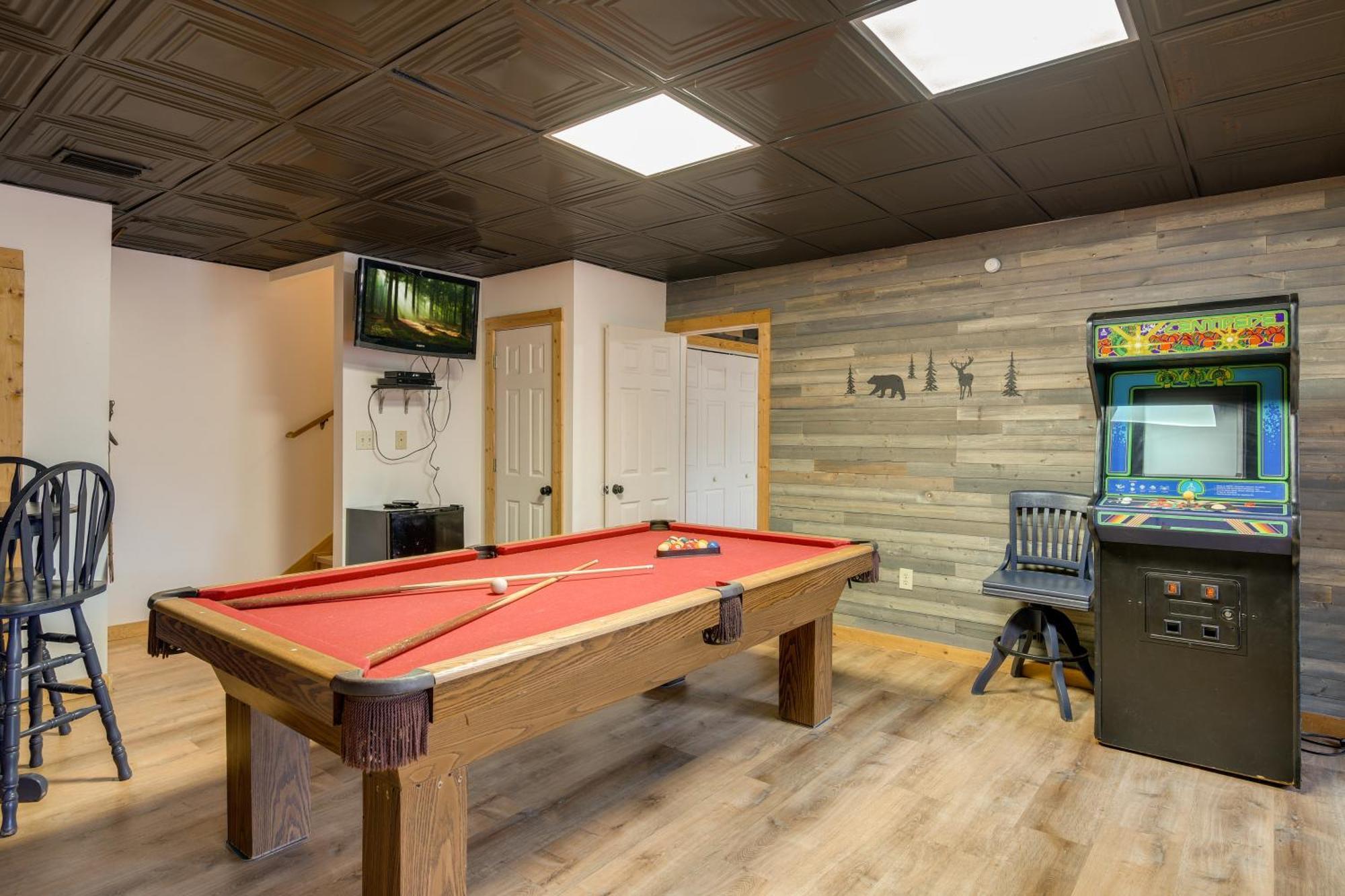 Вилла Pet-Friendly Gatlinburg Retreat With Hot Tub! Экстерьер фото