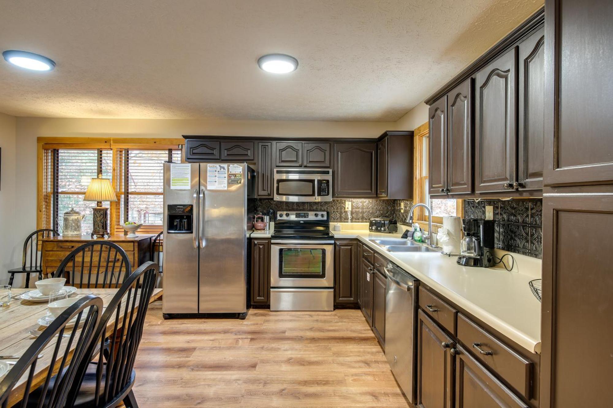 Вилла Pet-Friendly Gatlinburg Retreat With Hot Tub! Экстерьер фото